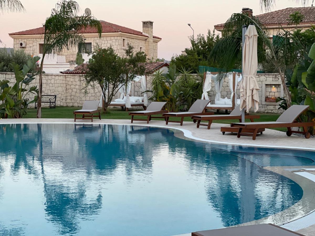 Triangulo Hotel Алакати Екстериор снимка